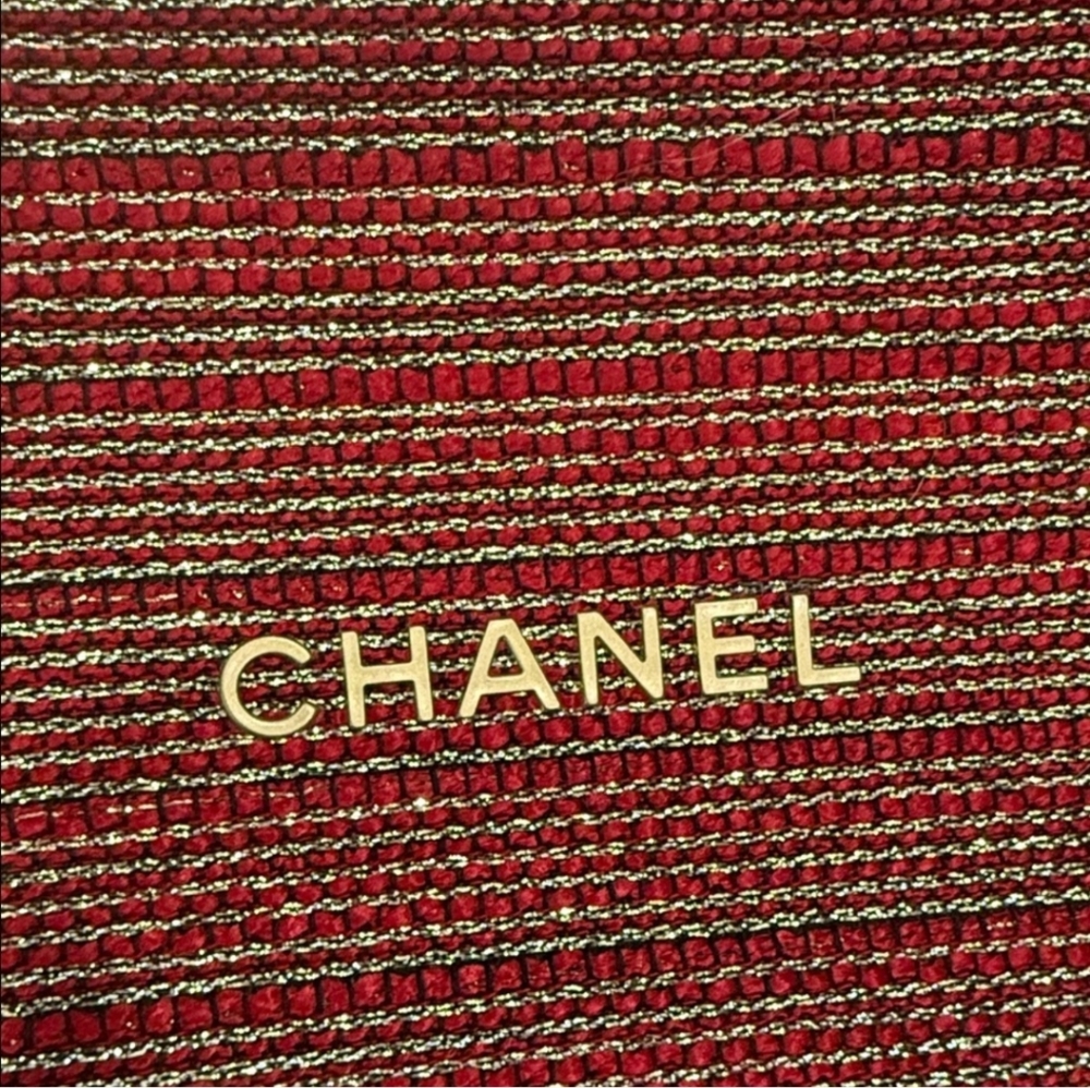 Chanel Glittering Red Crossbody Bag - Picture 4 of 4